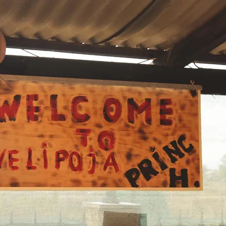 Hotel Princ Velipoje