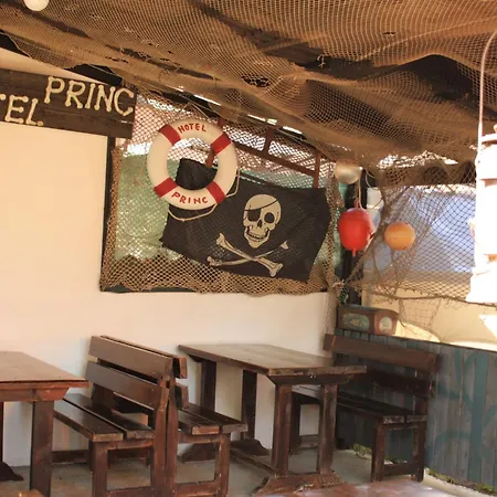 Princ Hotel Velipoje